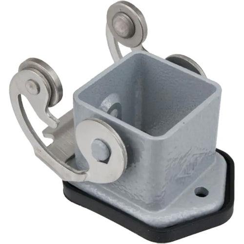 Techspan APML03S, A Series Panel Mounting Base, 3 or 4P+Ground, Single Lever, C-Type Locking, Metal Type